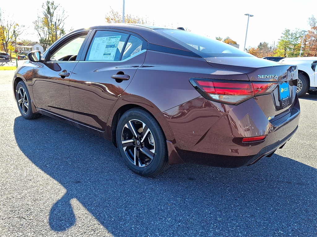 2025 Nissan Sentra SV photo 3