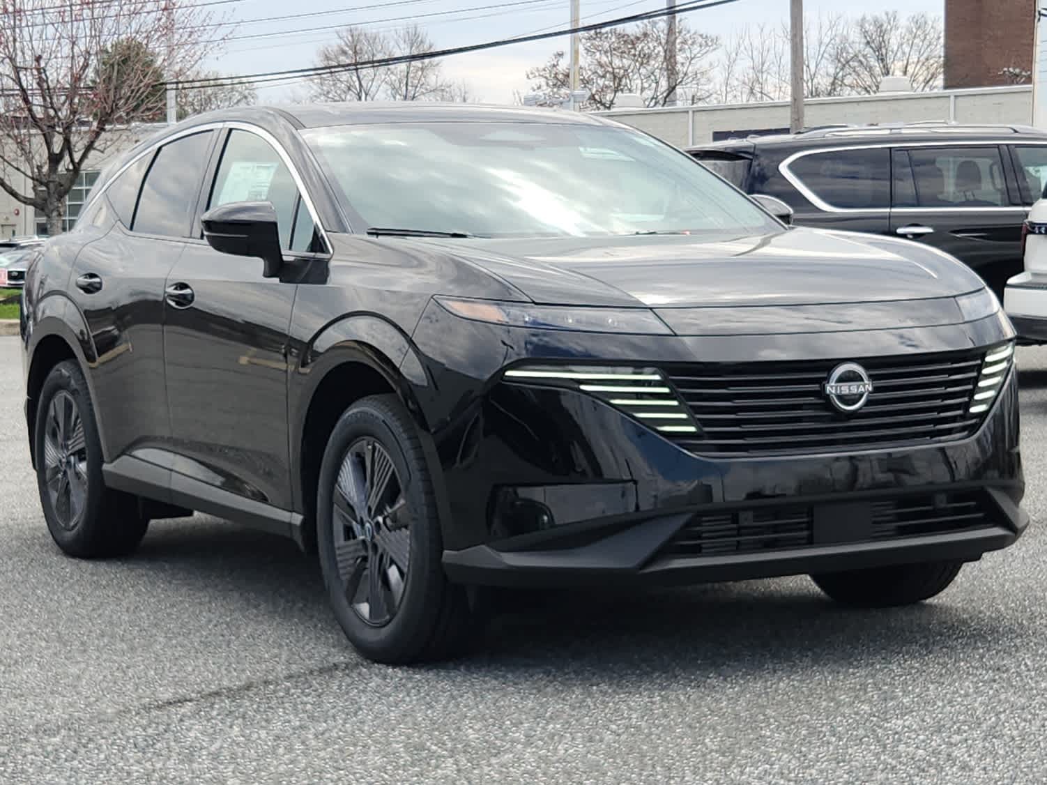 2025 Nissan Murano SL photo 2