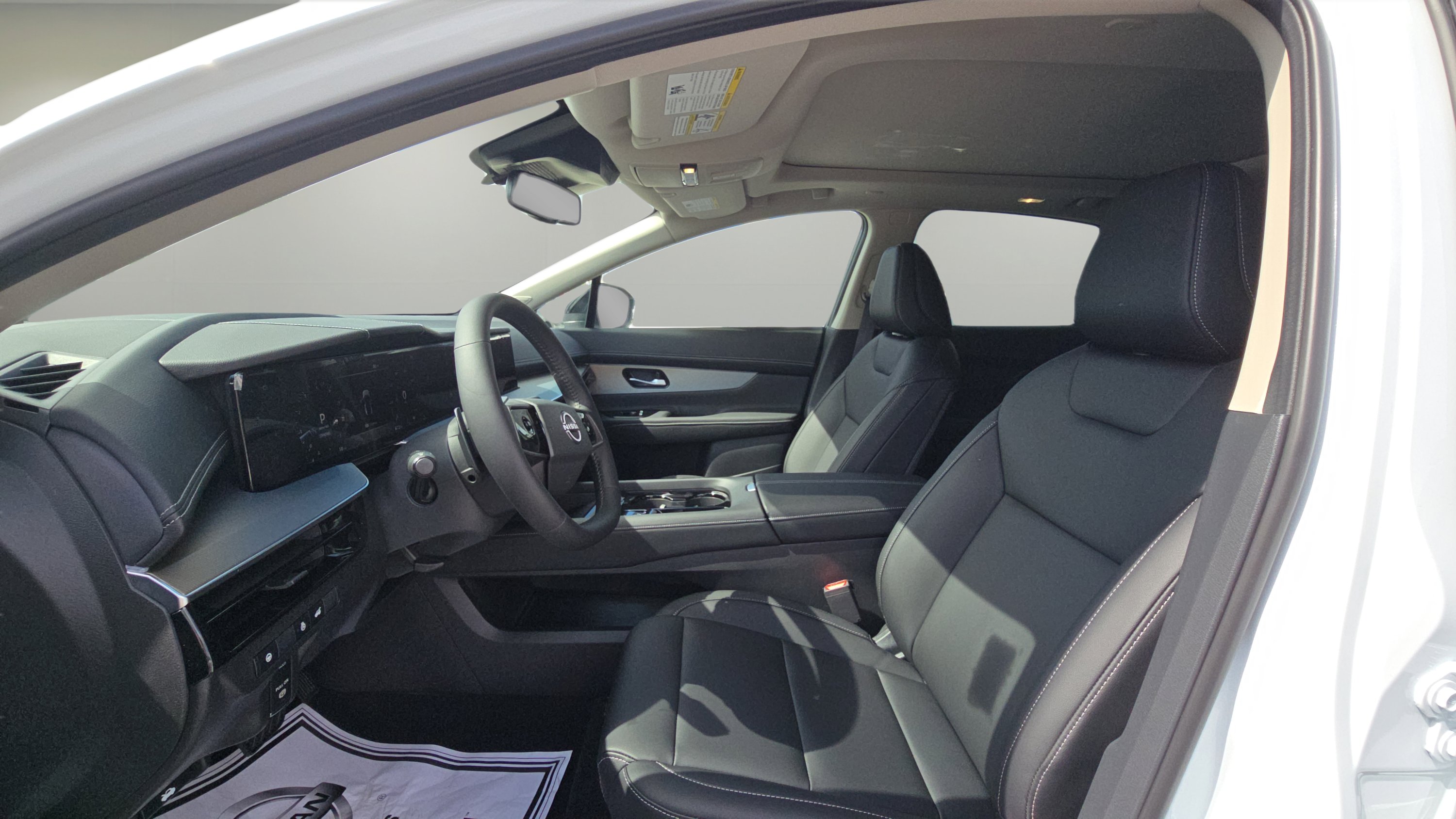 2025 Nissan Murano SL photo 13