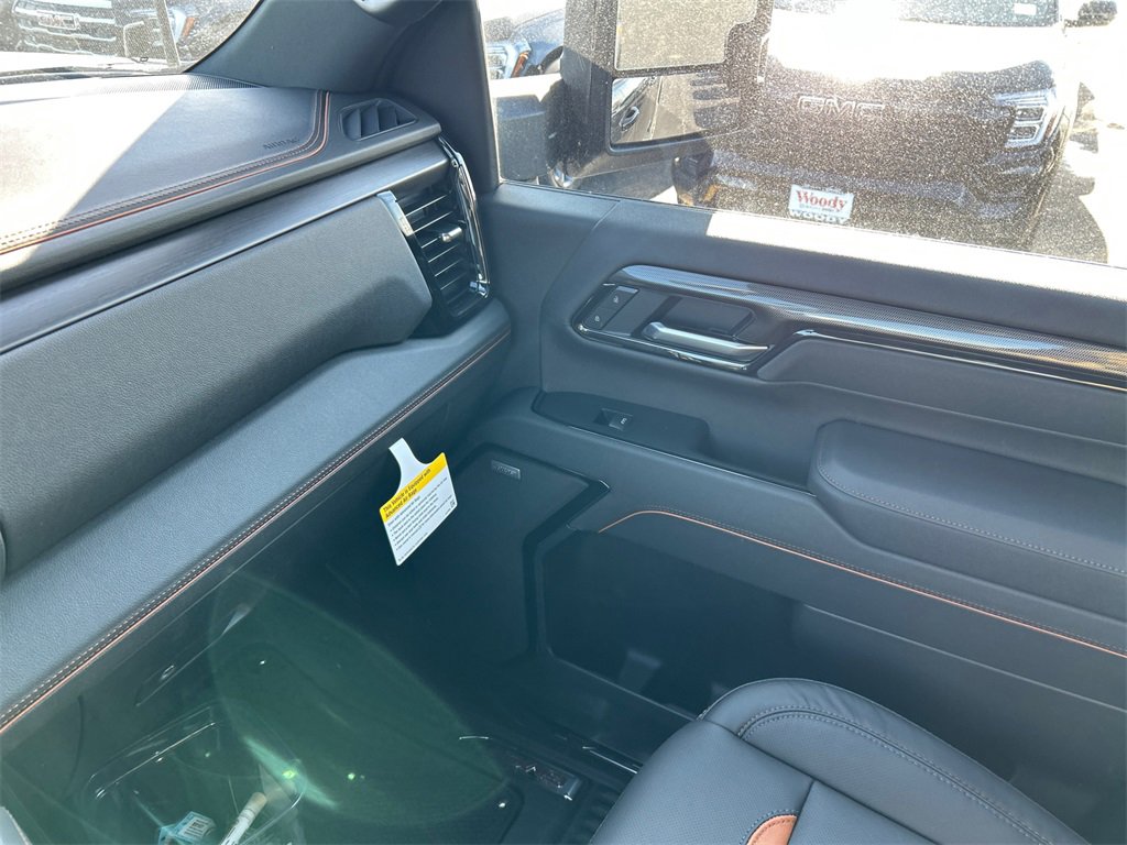 2026 GMC SIERRA HD - Image 29