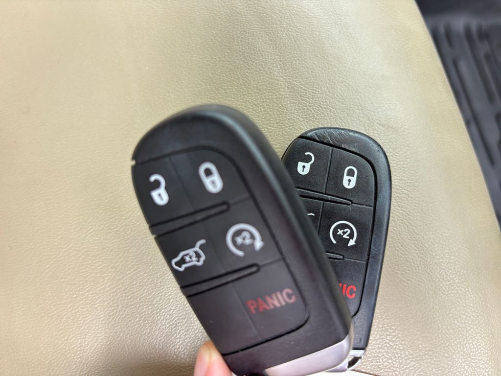 2021 Jeep Grand Cherokee Limited photo 22