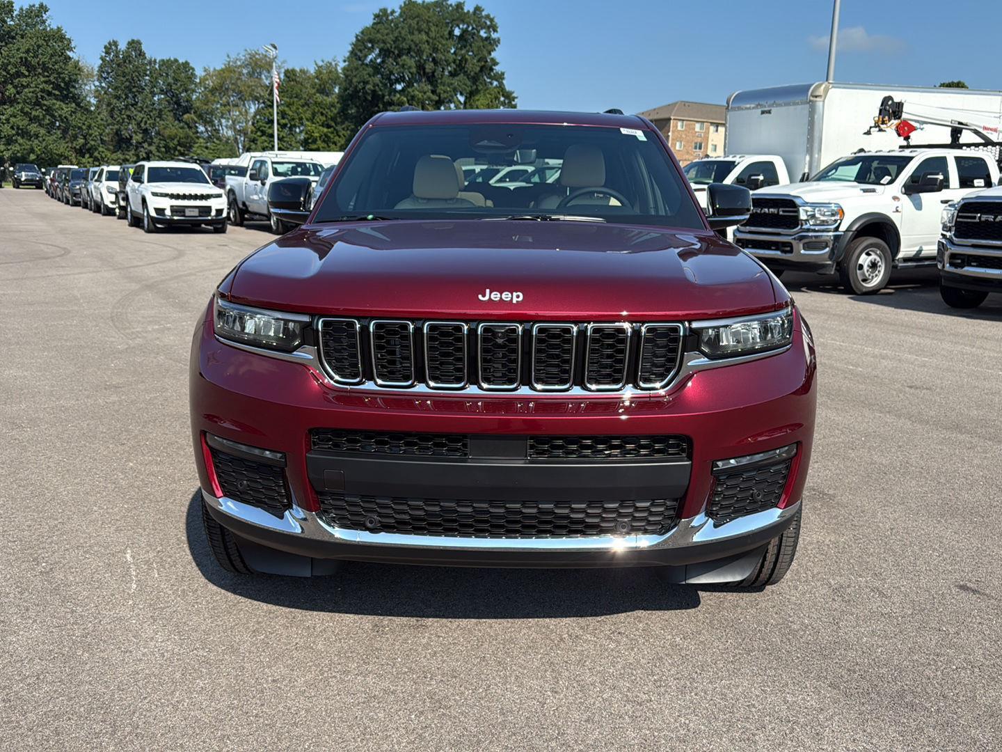 2025 Jeep Grand Cherokee Limited photo 15