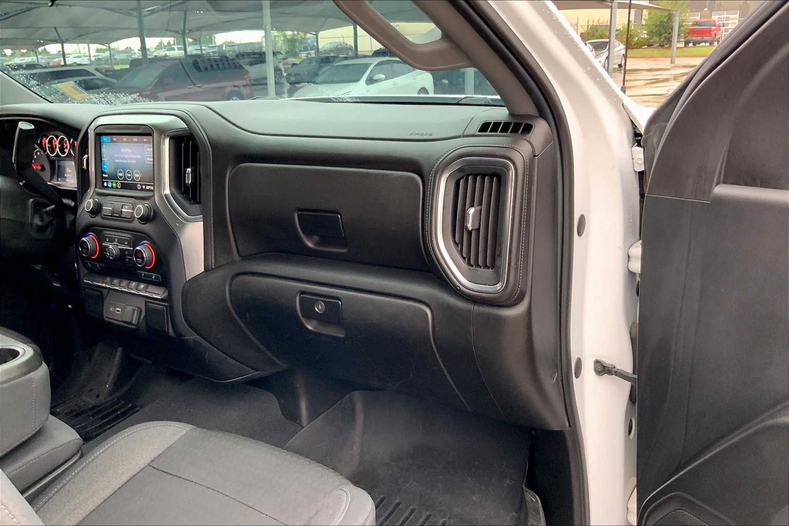 2019 Chevrolet Silverado 1500 LT photo 15