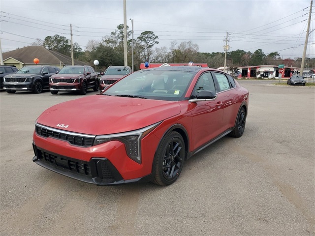 2025 Kia K4 GT-Line Turbo photo 5