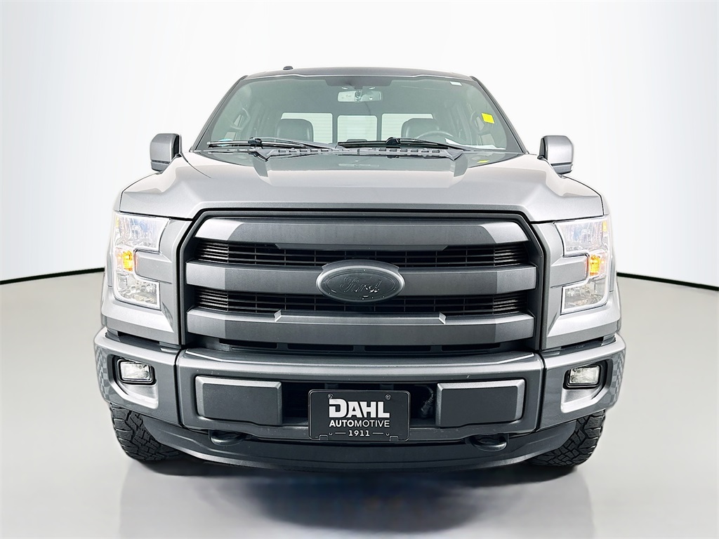 2015 Ford F-150 Lariat photo 2