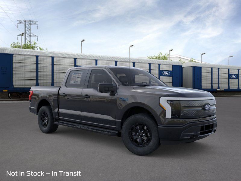 2025 Ford F-150 XLT photo 3