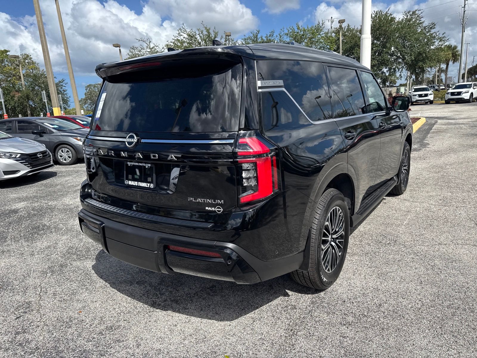 2026 Nissan Armada Platinum photo 4