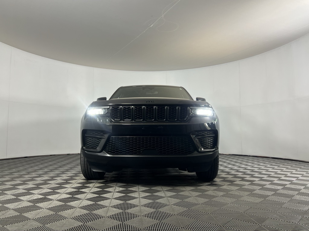 2024 Jeep Grand Cherokee Altitude X photo 3
