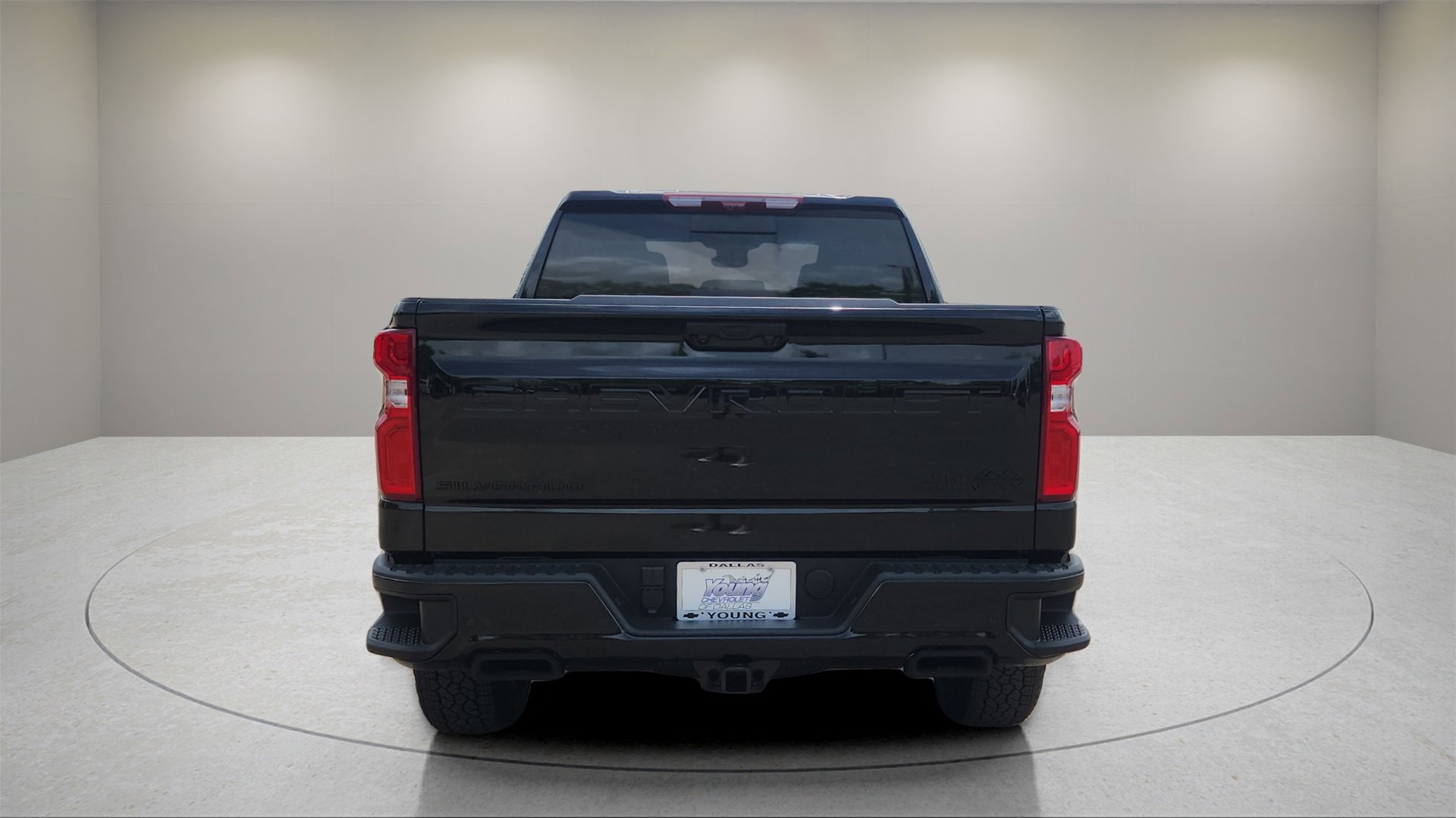 2025 Chevrolet Silverado 1500 High Country photo 4