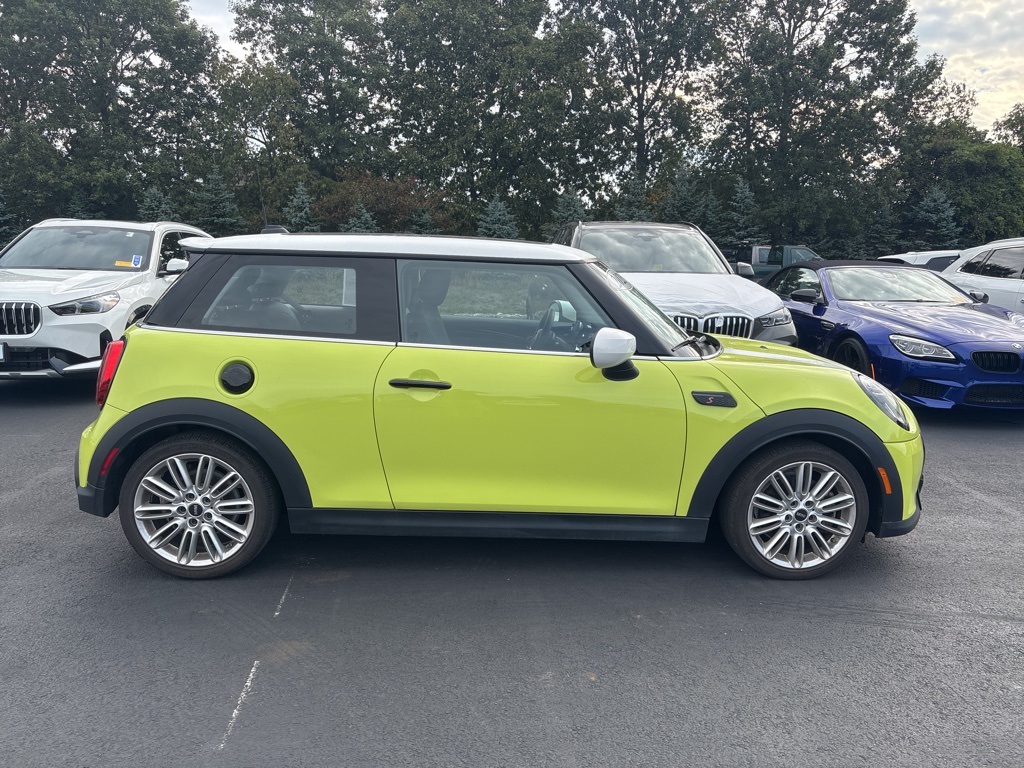 2023 Mini Cooper 2 Door Hardtop S photo 3