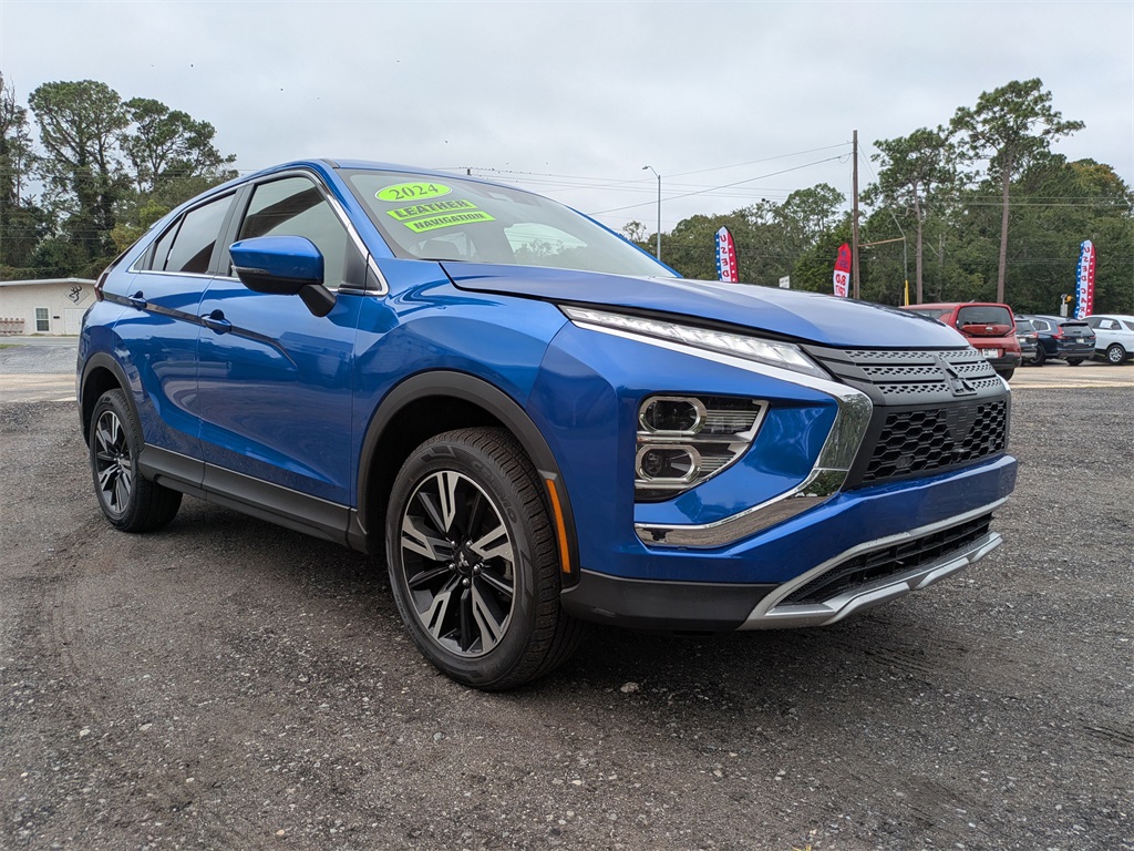 2024 Mitsubishi Eclipse Cross SE's photo