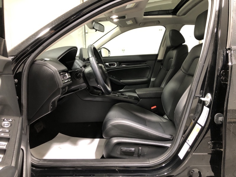 2023 Honda Civic Hatchback EX-L photo 19