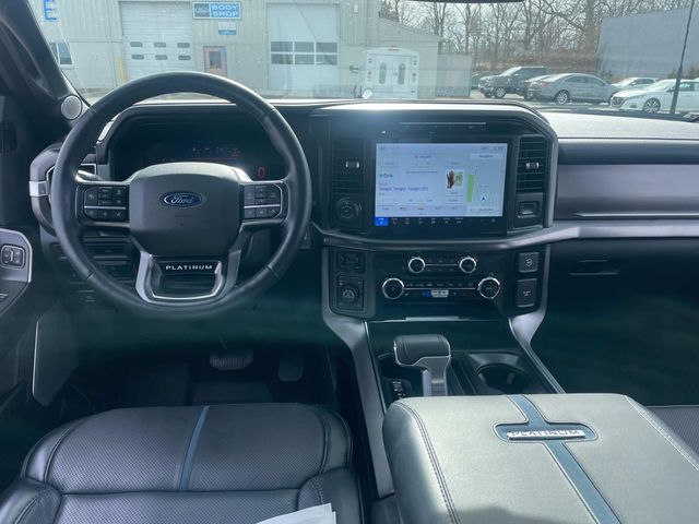2024 Ford F-150 Platinum photo 12