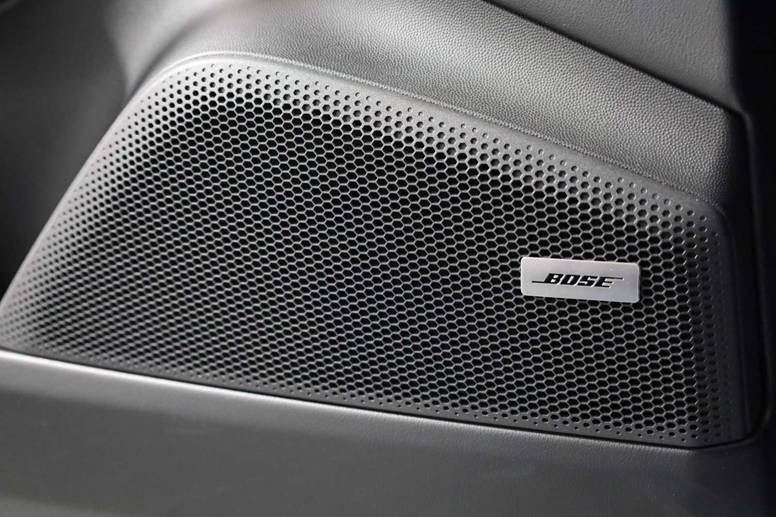 2024 Porsche Macan Electric 4 photo 15