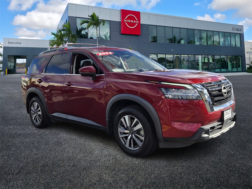 2023 Nissan Pathfinder SL