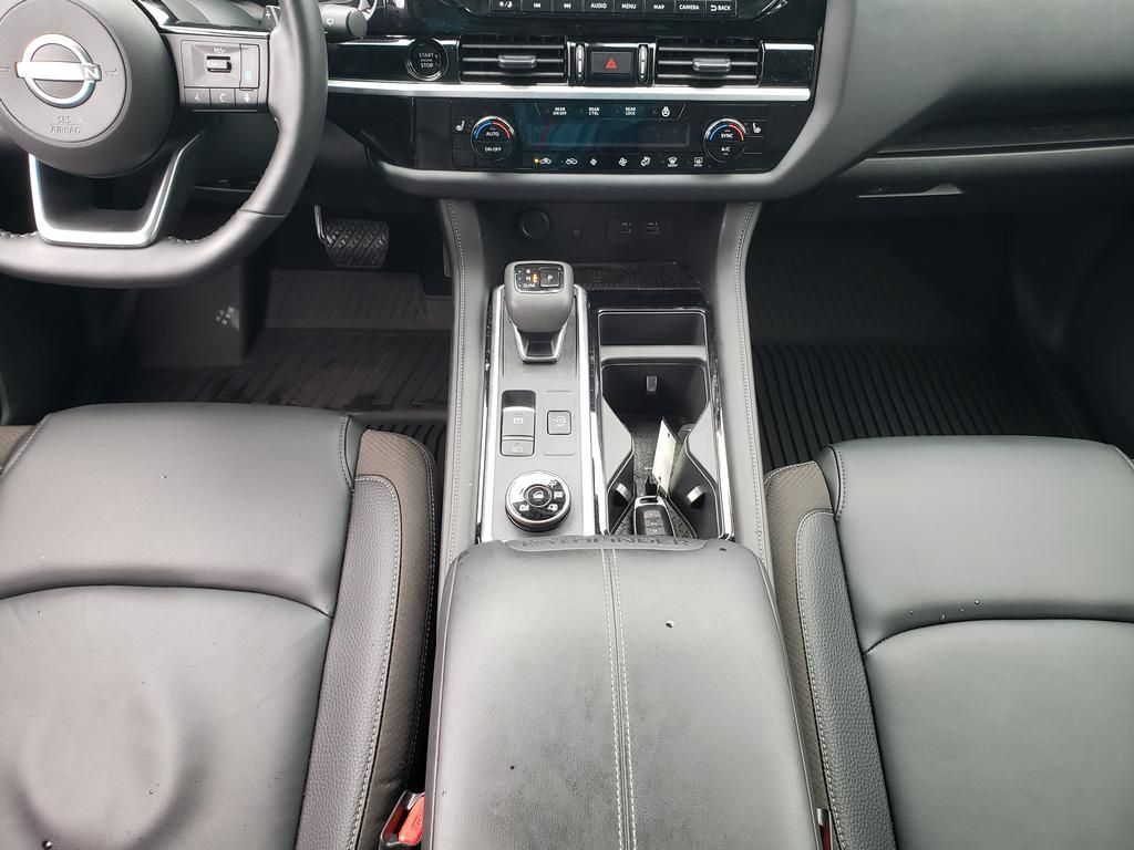 2025 Nissan Pathfinder SL photo 21