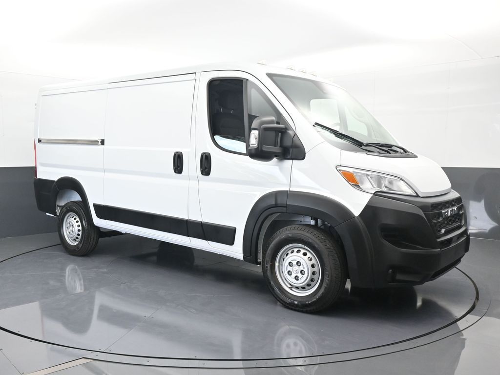 2025 Ram ProMaster 1500 Tradesman photo 2