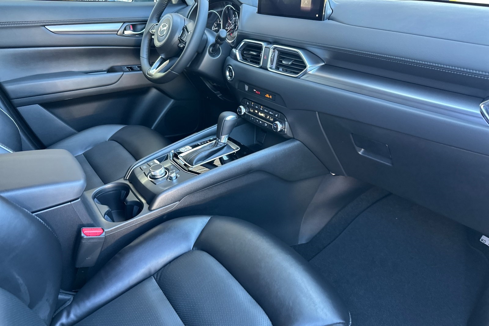 2025 Mazda CX-5 2.5 Select photo 14