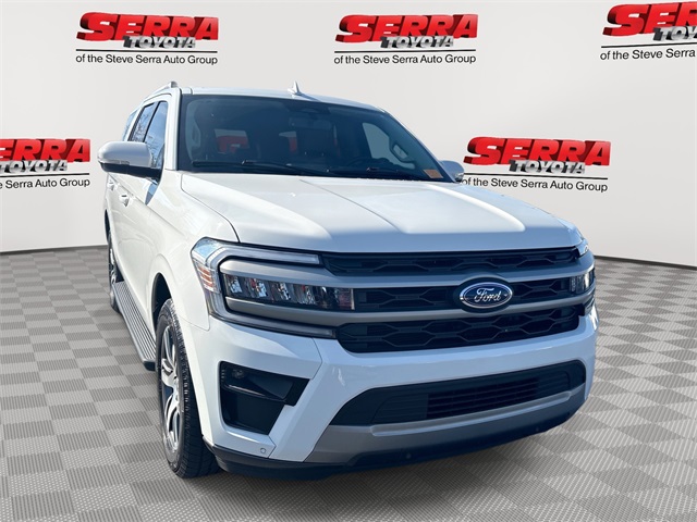 2024 Ford Expedition XLT's photo