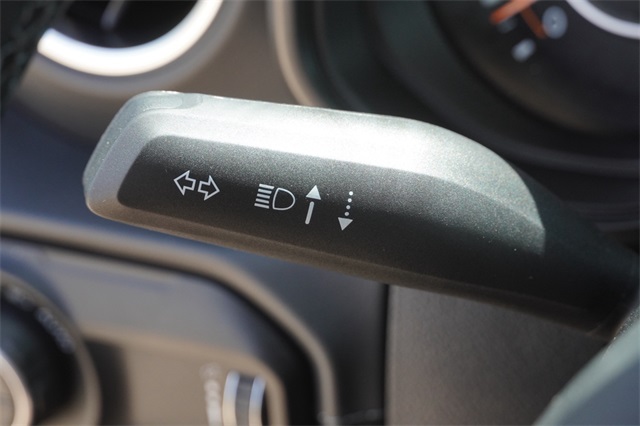 2025 Jeep Gladiator Sport Texas Trail photo 28