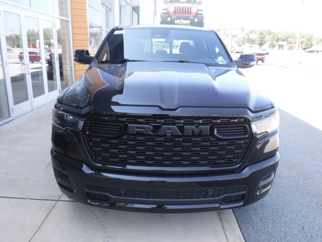 2025 Ram 1500 Big Horn photo 3