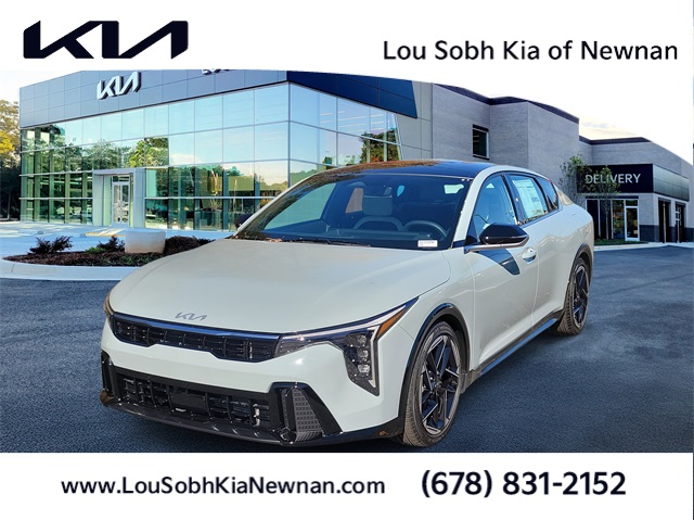 2025 Kia K4 GT-Line's photo