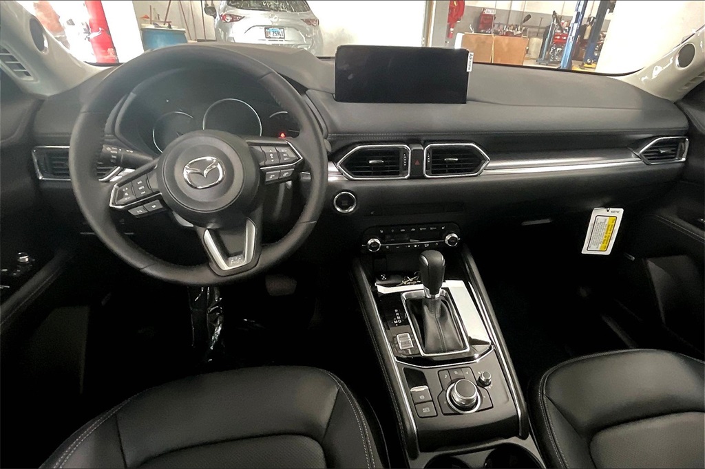 2025 MAZDA CX-5 - Image 4