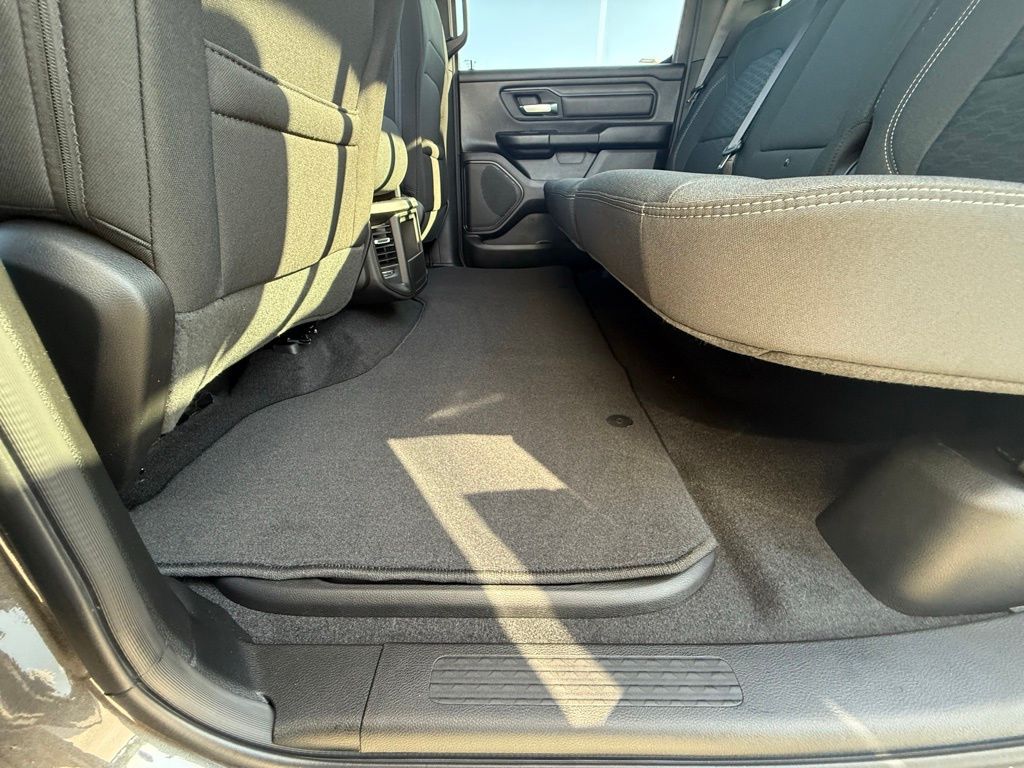 2025 Ram 1500 Tradesman photo 25