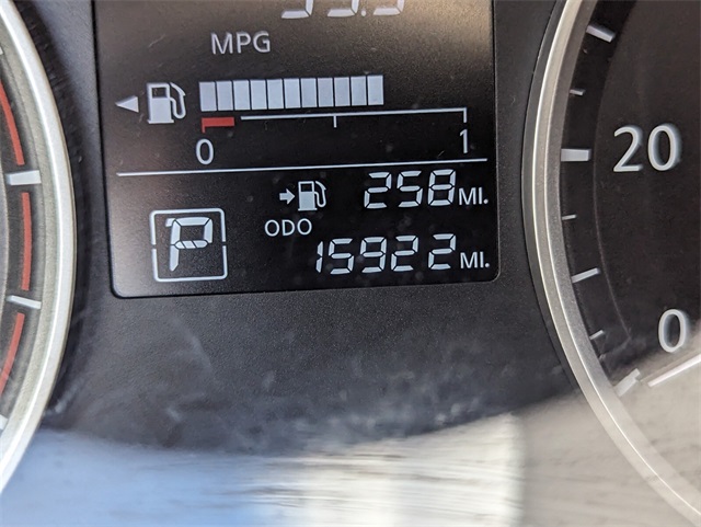 2023 Nissan Versa 1.6 S photo 23