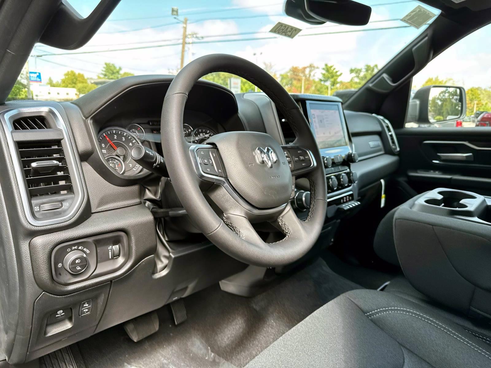 2025 Ram 1500 Big Horn photo 12