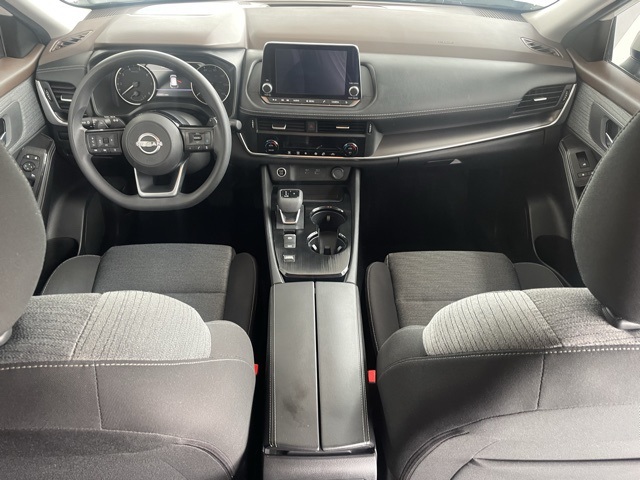 2023 Nissan Rogue SV photo 10