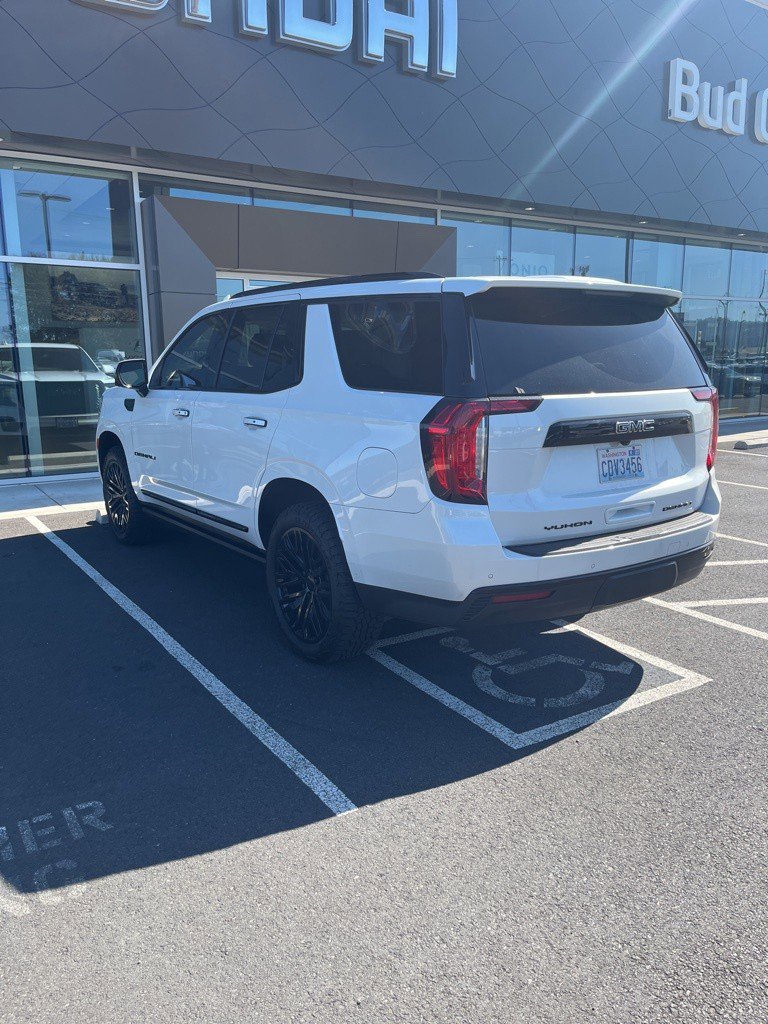 2022 Gmc Yukon Denali photo 2