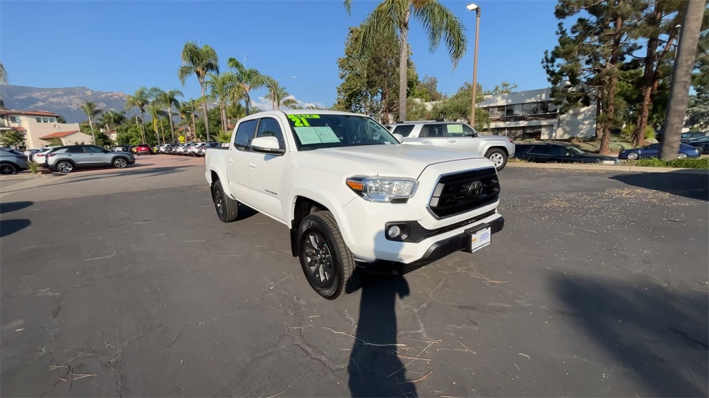 2021 Toyota Tacoma SR5 photo 2