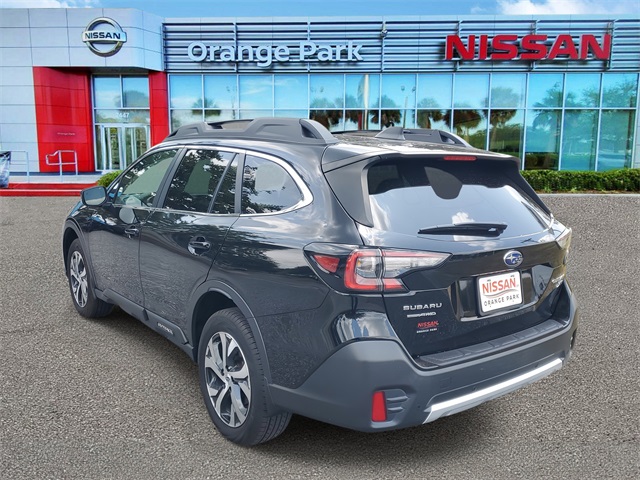 2022 Subaru Outback Limited XT photo 3