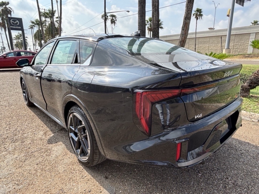 2025 Kia K4 GT-Line photo 5