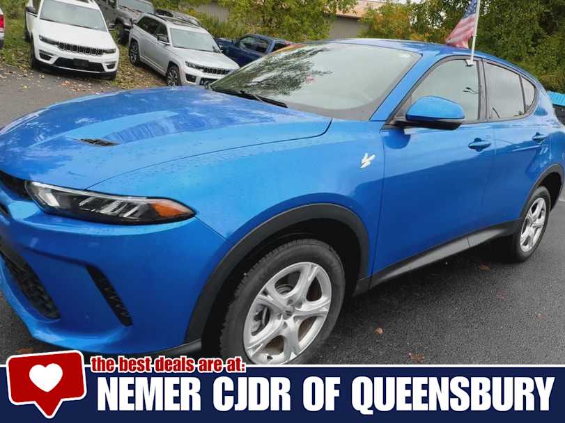 2024 Dodge Hornet GT photo 4