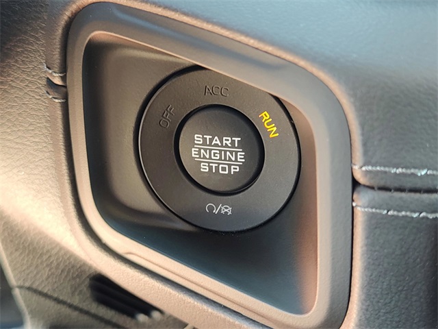 2025 Jeep Wrangler Rubicon photo 17