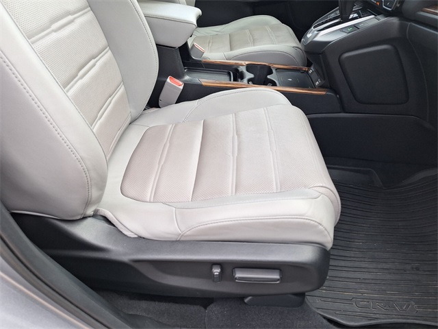 2022 Honda CR-V Touring photo 26