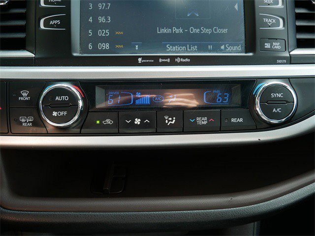 2017 Toyota Highlander XLE photo 20