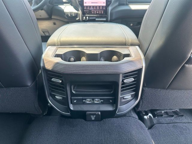 2025 Ram 2500 Laramie photo 33