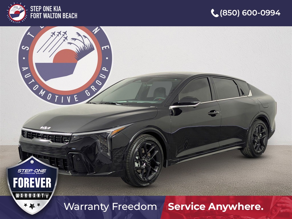 2025 Kia K4 GT-Line Turbo's photo