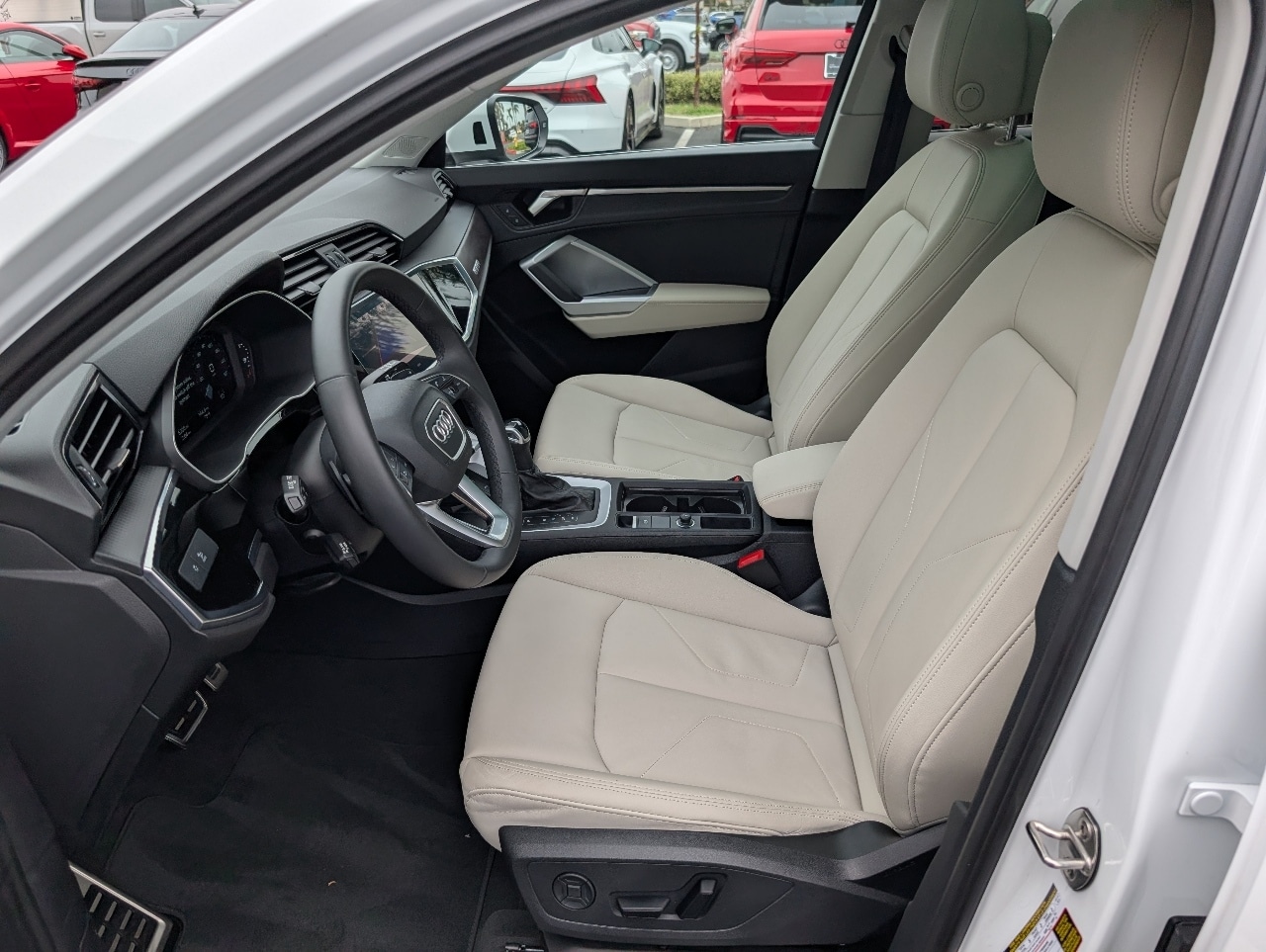 2025 Audi Q3 S line Premium photo 16