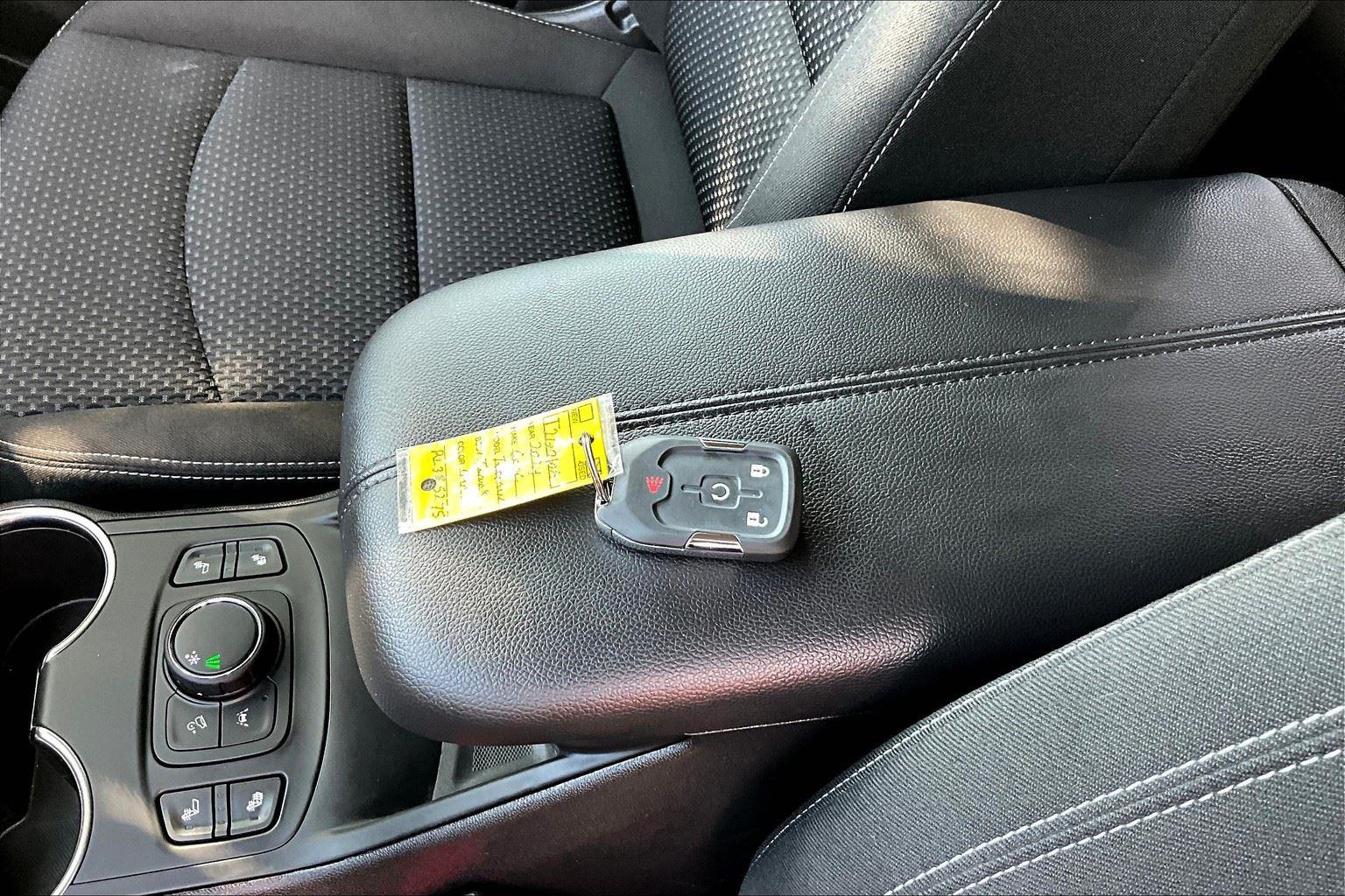 2024 Gmc Terrain SLE photo 10