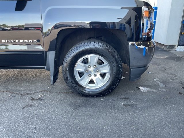 2018 Chevrolet Silverado 1500 LT photo 8