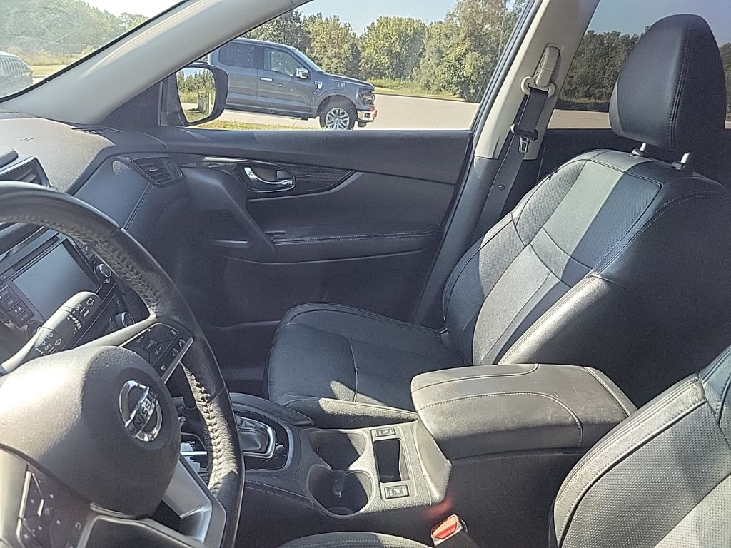 2018 Nissan Rogue SL photo 8