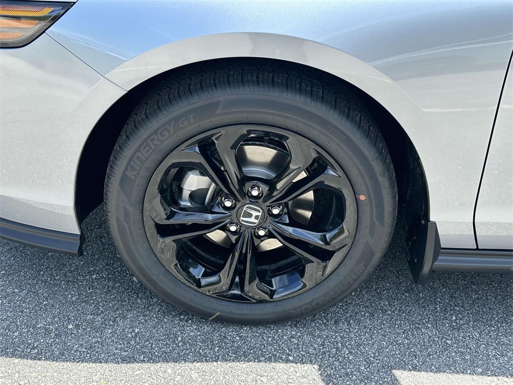 2025 Honda Accord SE photo 22