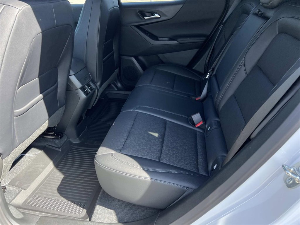 2026 Chevrolet Equinox LT photo 8