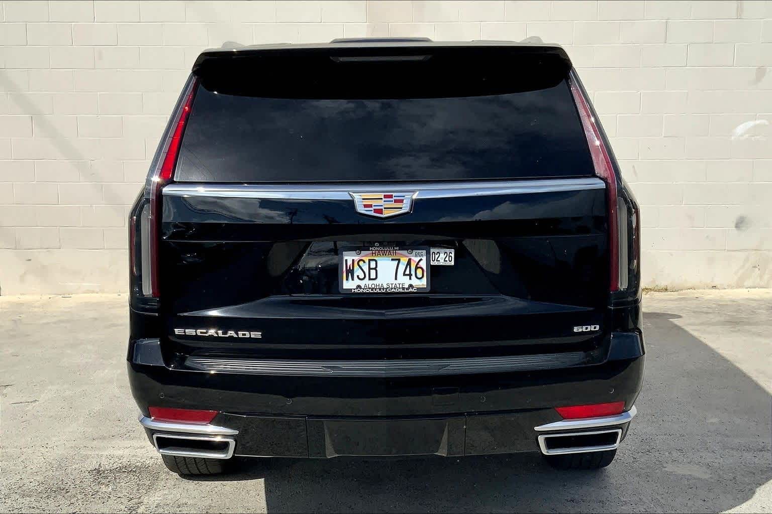 2022 Cadillac Escalade Premium Luxury photo 3