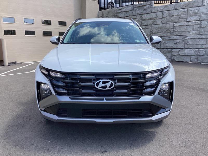 2025 Hyundai Tucson SEL photo 2