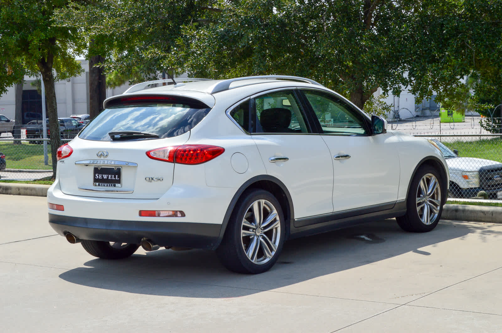 2014 Infiniti QX50 Journey photo 4